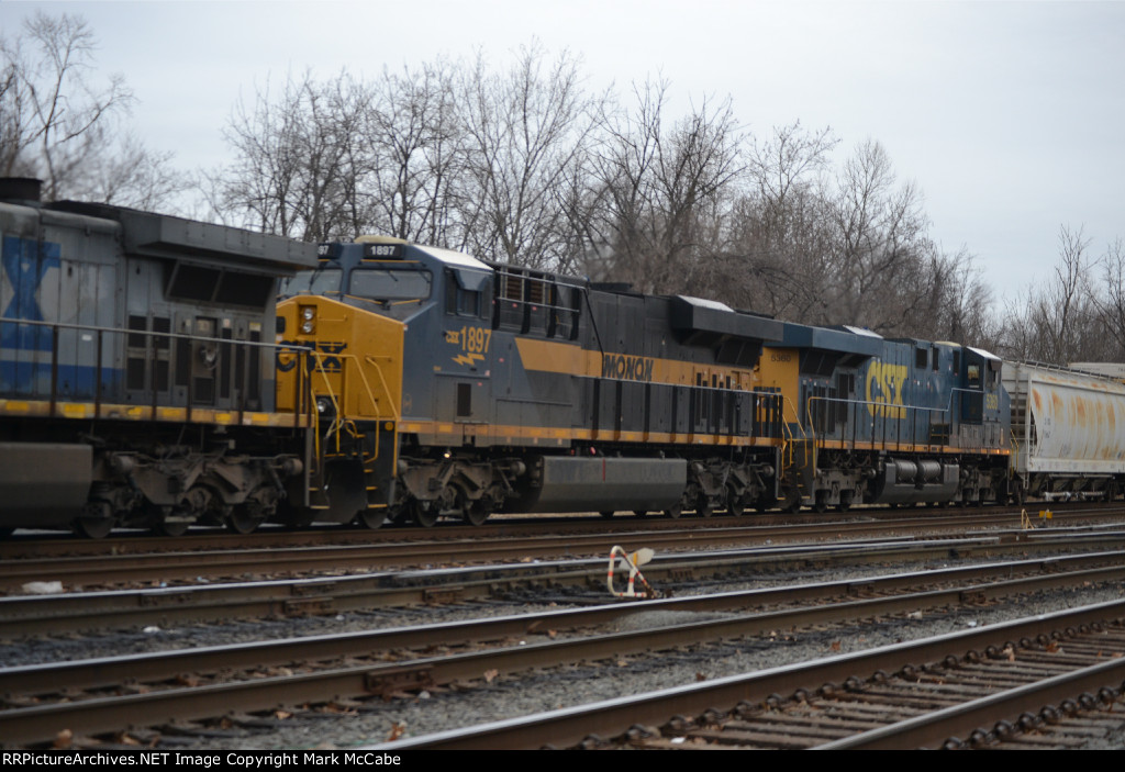 CSX M371